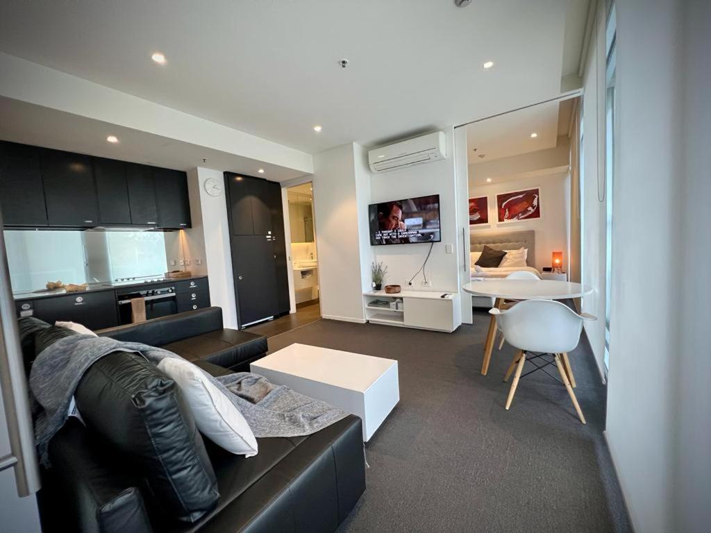 Luxury 2 Bedroom Suite Near Adelaide With A Car Park Broadview Esterno foto