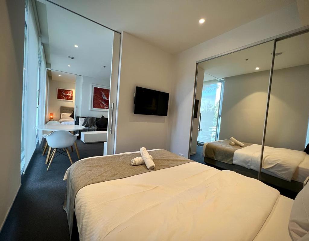 Luxury 2 Bedroom Suite Near Adelaide With A Car Park Broadview Esterno foto
