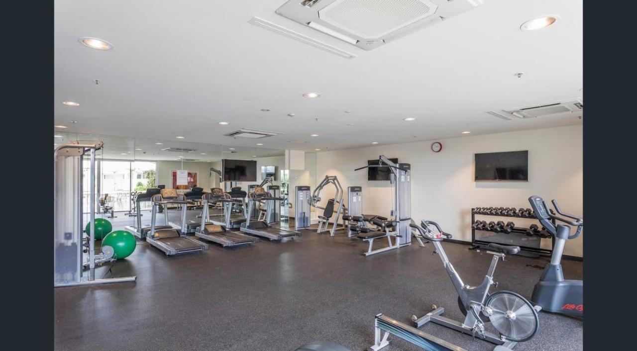 Luxury 2 Bedroom Suite Near Adelaide With A Car Park Broadview Esterno foto