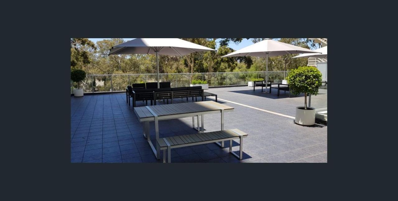 Luxury 2 Bedroom Suite Near Adelaide With A Car Park Broadview Esterno foto